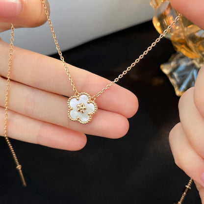 [Lumi Jewellery]LUCKY  WHITE MOP  PLUM BLOSSOM NECKLACE