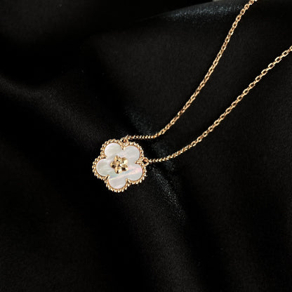 [Lumi Jewellery]LUCKY  WHITE MOP  PLUM BLOSSOM NECKLACE