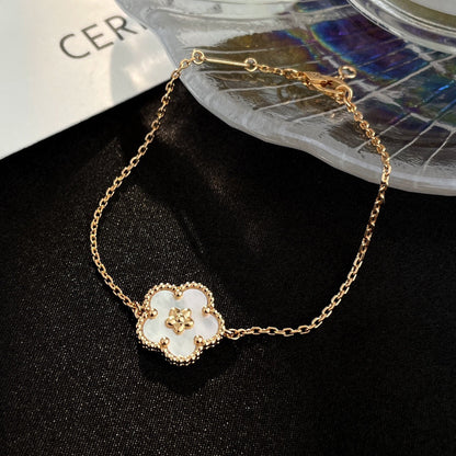 [Lumi Jewellery]LUCKY WHITE MOP PLUM BLOSSOM  BRACELET