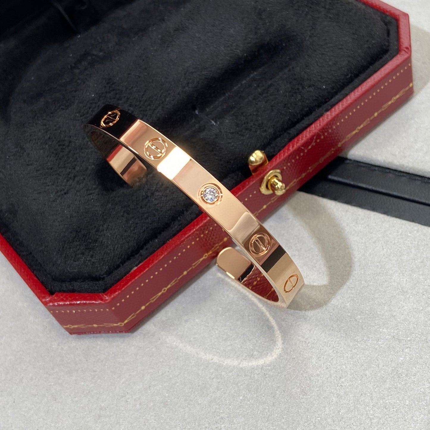 [Lumi Jewellery]LOVE BRACELET 6.1MM 1 DIAMOND OPEN CUFF