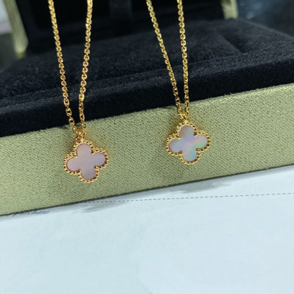 [Lumi Jewellery]CLOVER 15MM PINK MOTHER-OF-PEARL SINGLE FLOWER NECKLACE