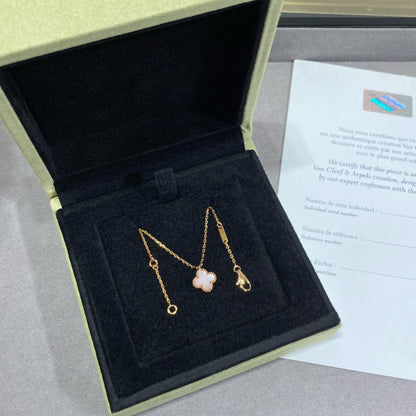 [Lumi Jewellery]CLOVER 15MM PINK MOTHER-OF-PEARL SINGLE FLOWER NECKLACE