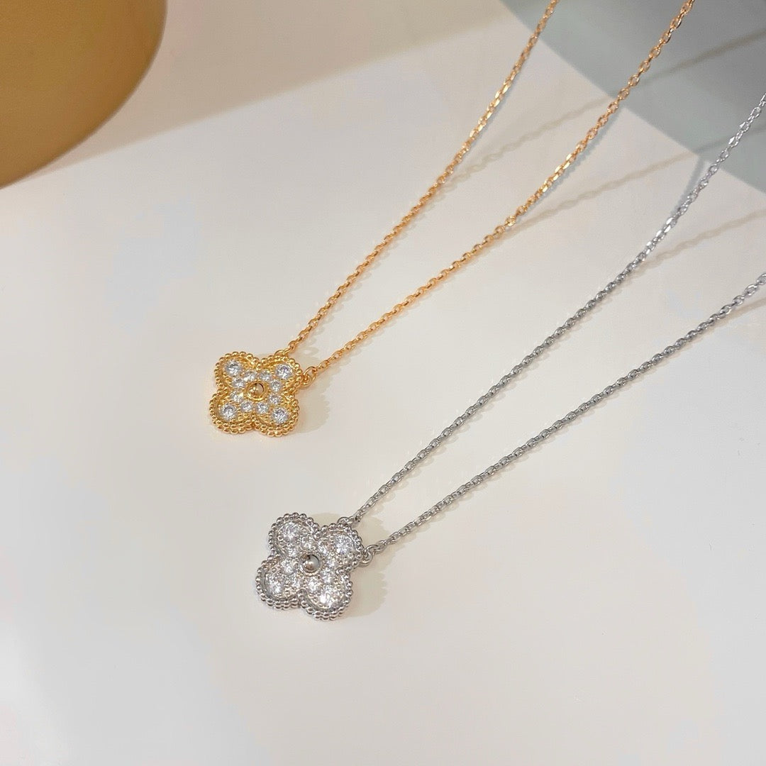 [Lumi Jewellery]CLOVER 15MM DIAMOND SINGLE FLOWER NECKLACE