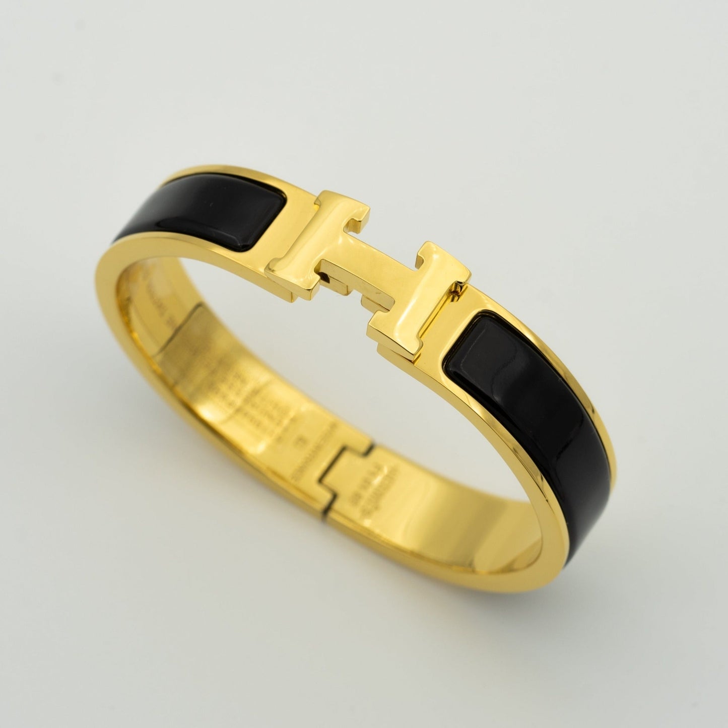 [Lumi Jewellery]H BLACK BRACELET