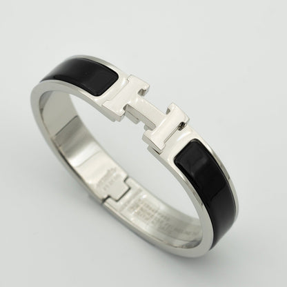 [Lumi Jewellery]H BLACK BRACELET