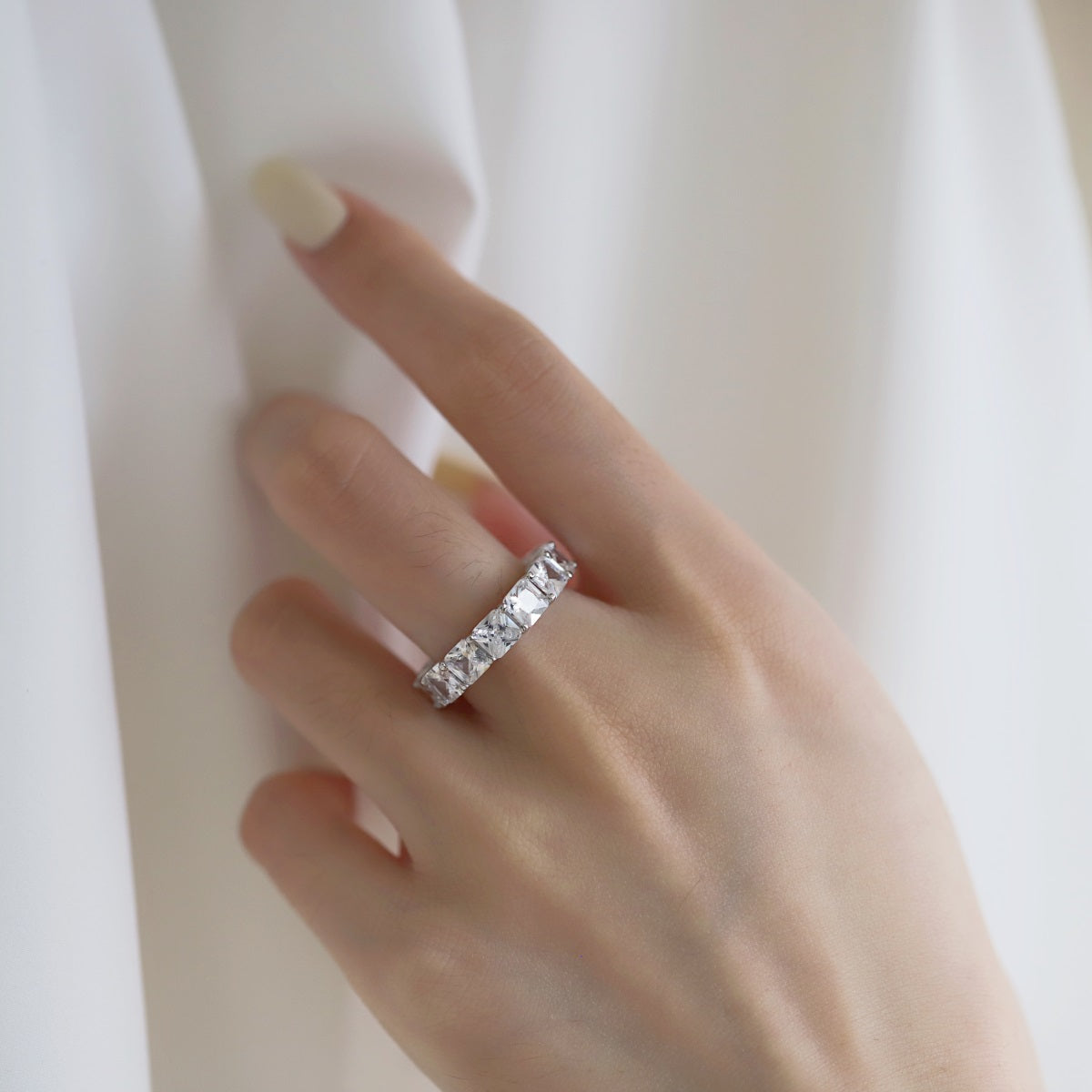 [Lumi Jewellery]Elegant Princess Cut Tennis Ring
