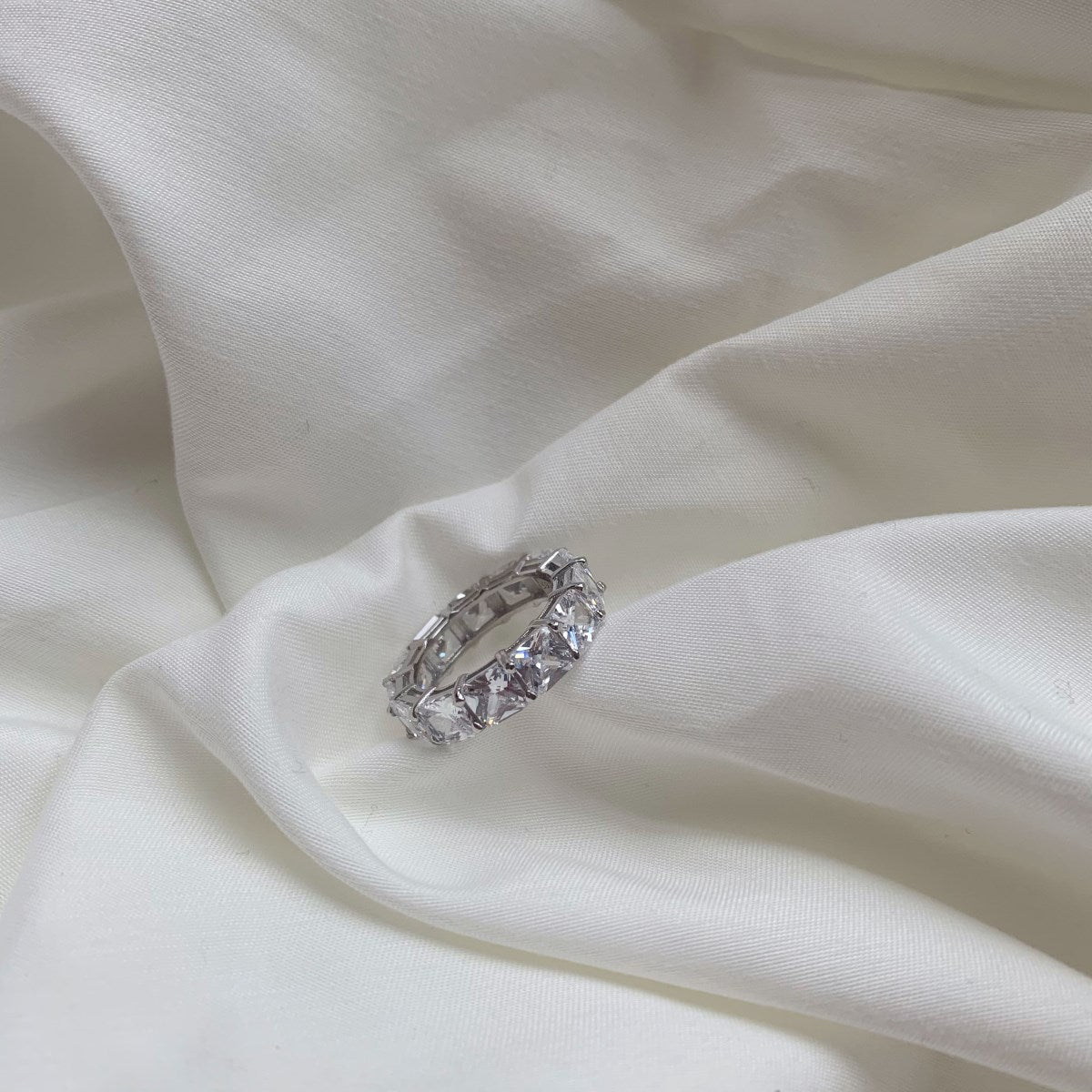 [Lumi Jewellery]Elegant Princess Cut Tennis Ring