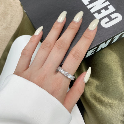 [Lumi Jewellery]Gorgeous Round Cut Tennis Ring