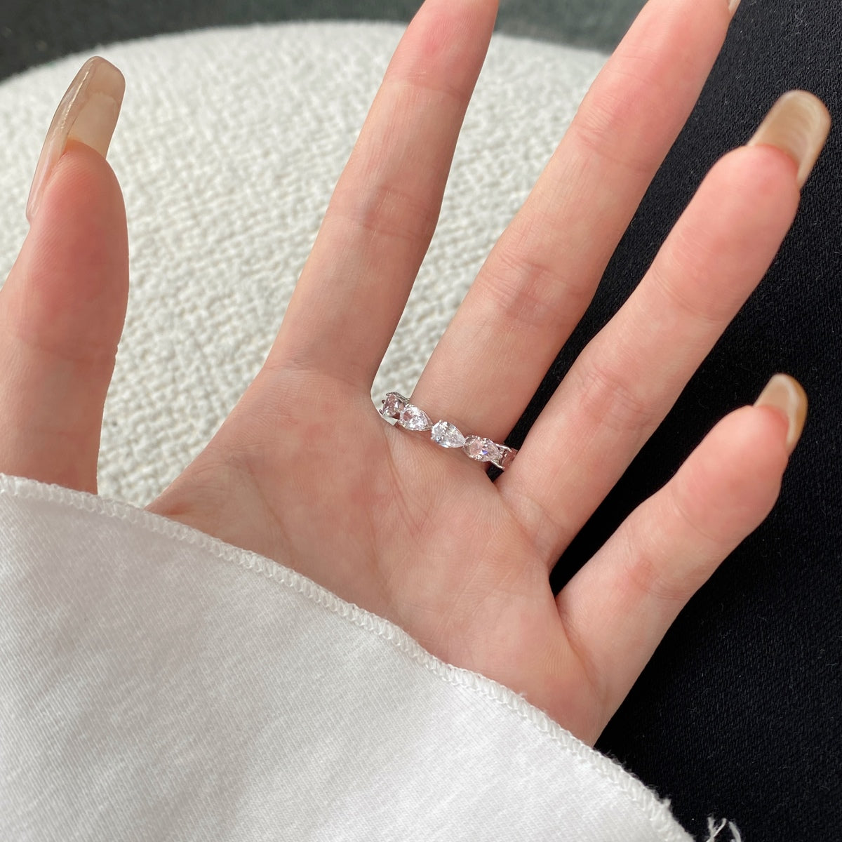 [Lumi Jewellery]Exquisite Pear Cut Tennis Ring