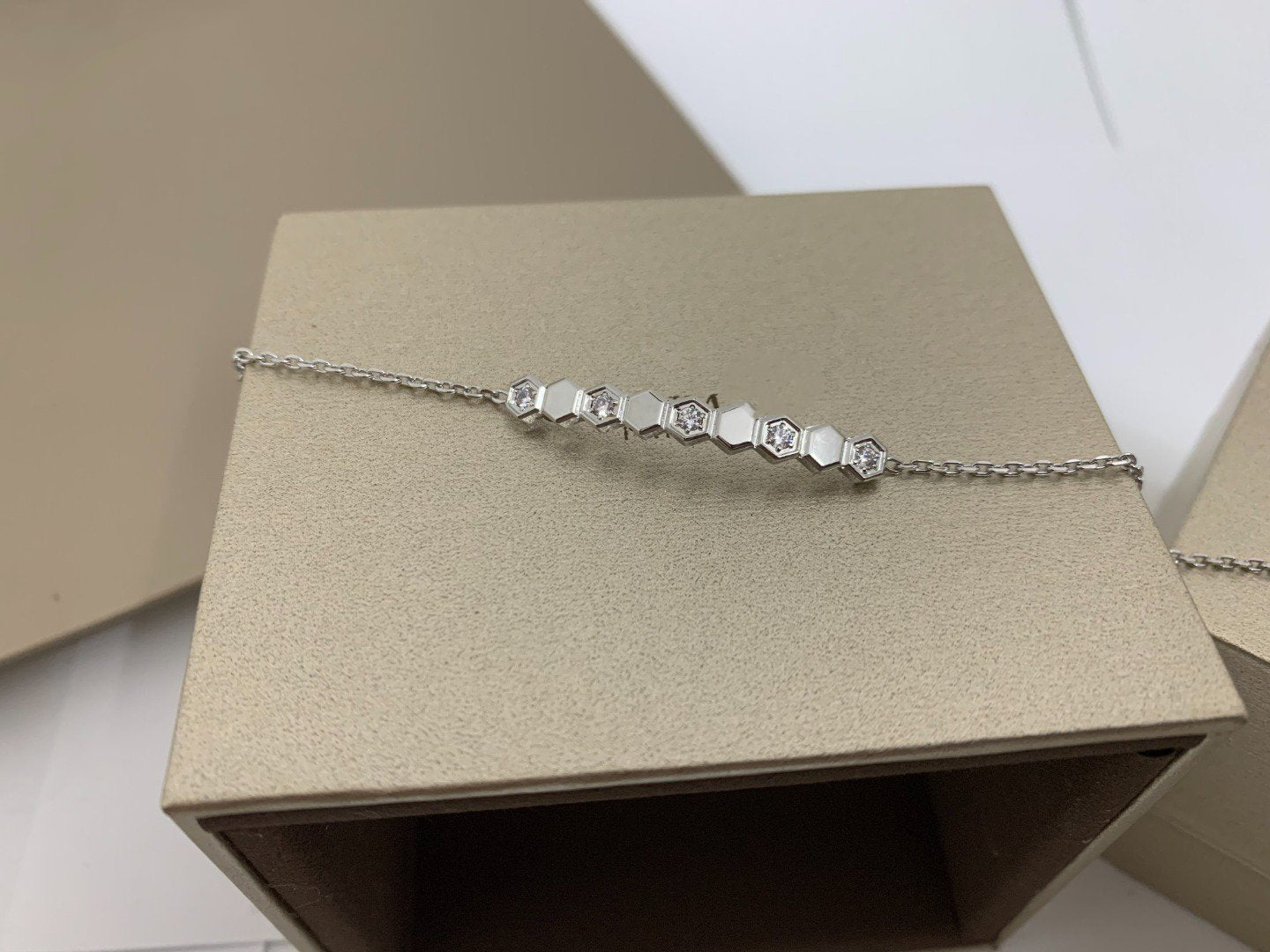 [Lumi Jewellery]BEE LOVE BRACELET DIAMOND