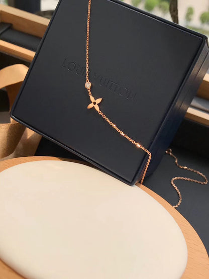 [Lumi Jewellery]BLOSSOM PENDANT PINK GOLD AND DIAMOND
