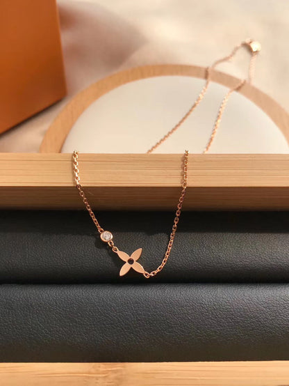 [Lumi Jewellery]BLOSSOM PENDANT PINK GOLD AND DIAMOND