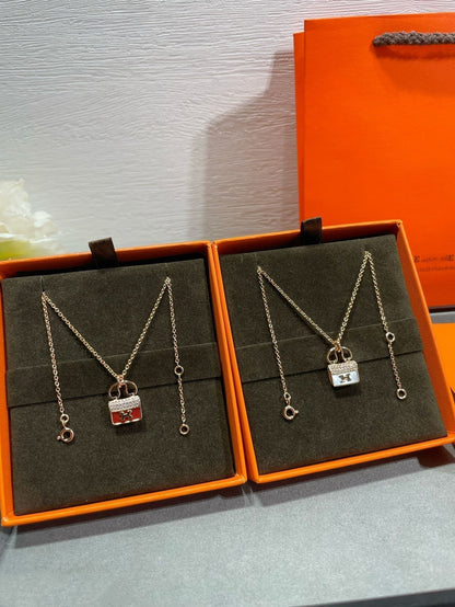 [Lumi Jewellery]H CIRCE MOISSANITE PENDANT NECKLACE GOLD