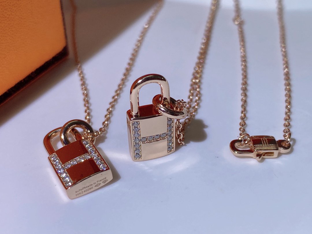 [Lumi Jewellery]HM ADVANCED NICHE LOCK HEAD NECKLACE DIAMONDS