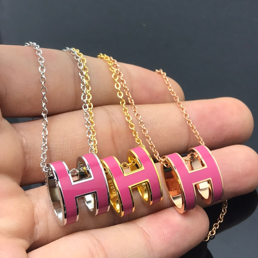 [Lumi Jewellery]H NECKLACE PINK