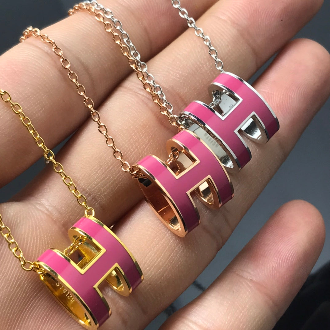 [Lumi Jewellery]H NECKLACE PINK