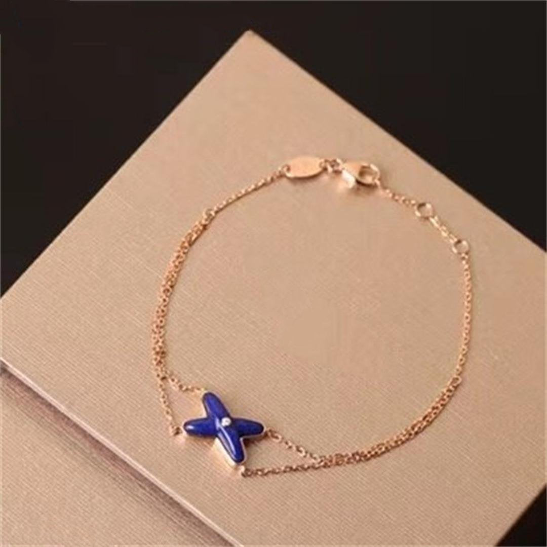 [Lumi Jewellery]Hollow Design Four-Leaf Clover Flower Shape Bracelet