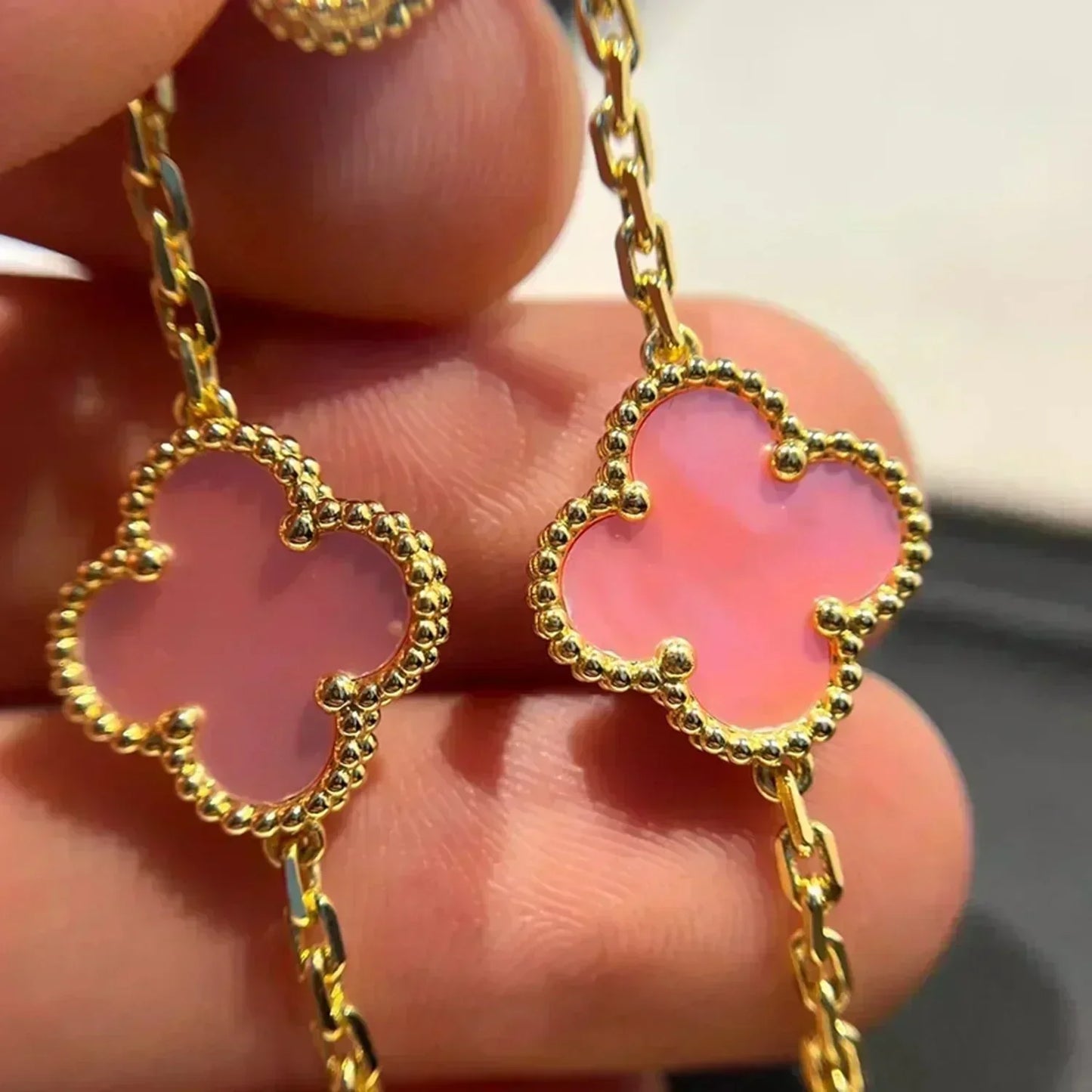 [Lumi Jewellery] CLOVER 5 MOTIFS  PINK MOP BRACELET COLLECTION