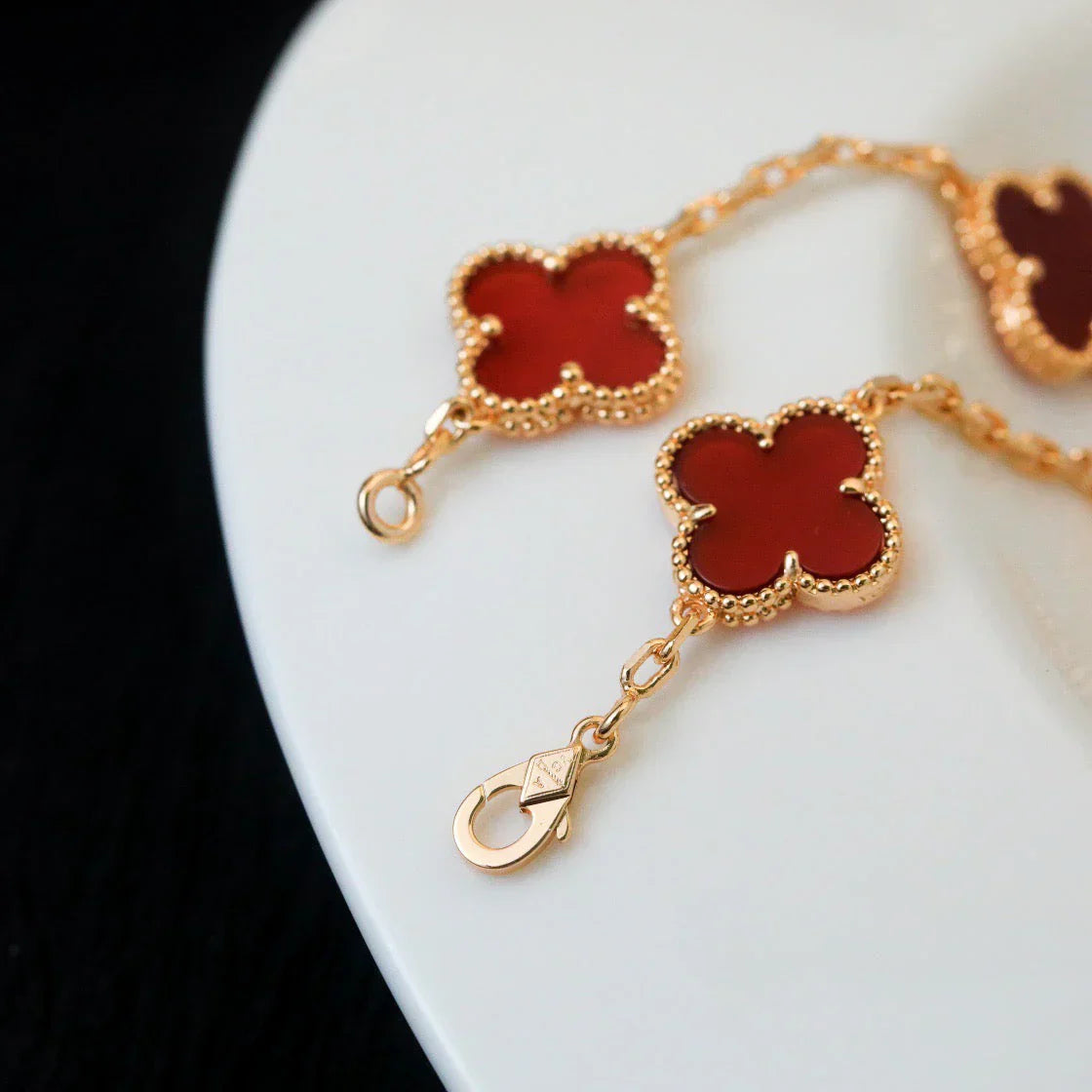 [Lumi Jewellery] CLOVER 5 MOTIF RED CORNELIAN BRACELET COLLECTION