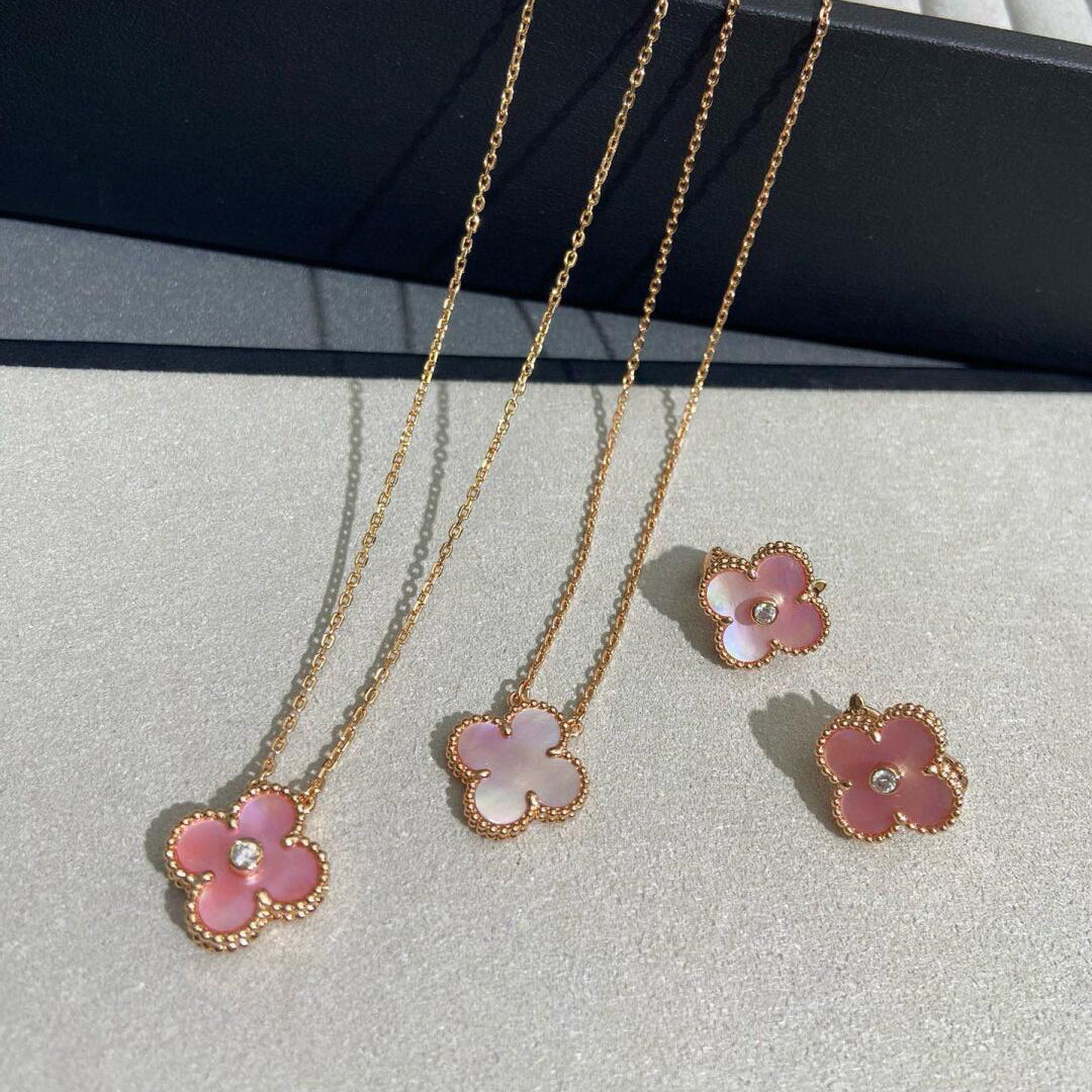 [Lumi Jewellery]CLOVER 15MM DIAMOND PINK MOP NECKLACE