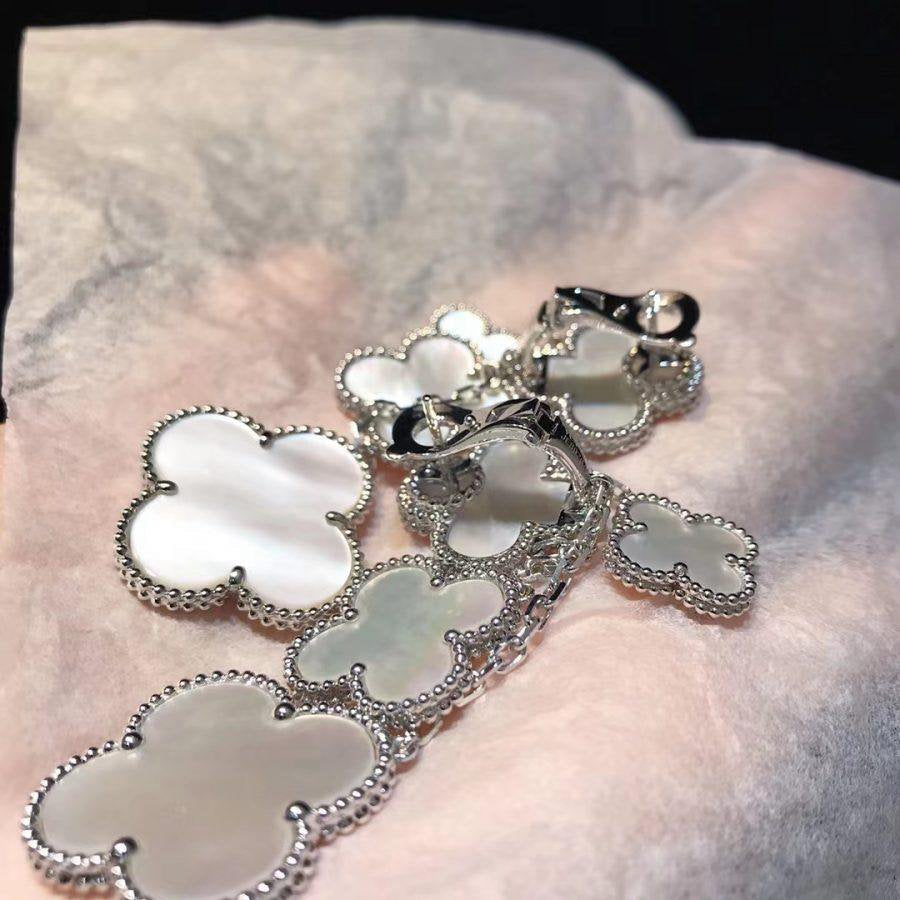 [Lumi Jewellery]CLOVER EARRINGS WHITE MOP 4 MOTIFS SILVER