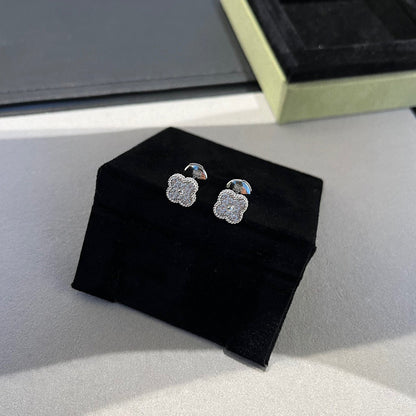[Lumi Jewellery]CLOVER MINI DIAMOND STUD EARRINGS